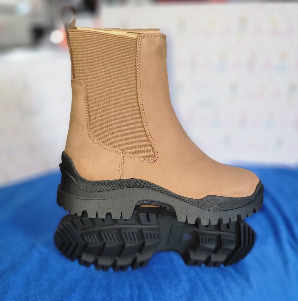 Marc Fisher LTD Farris leather Chelsea ankle boots